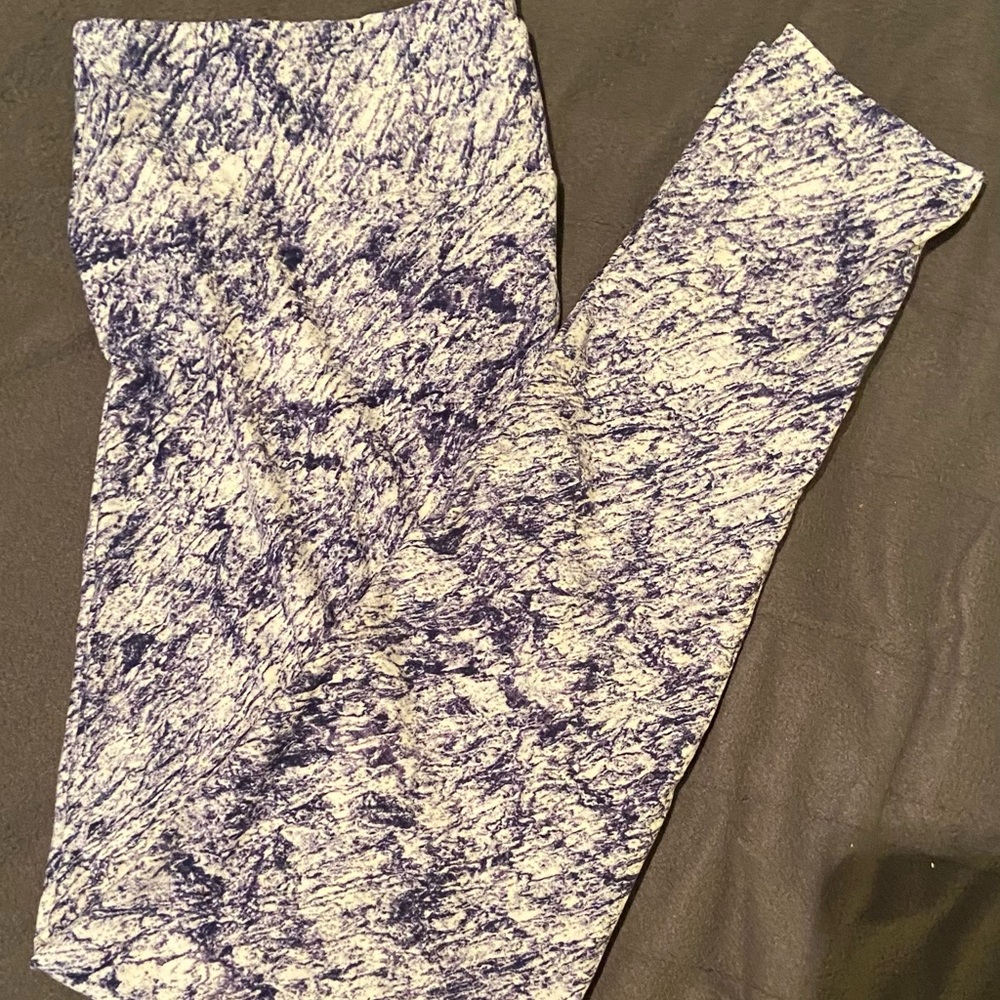 Lularoe TC leggings.